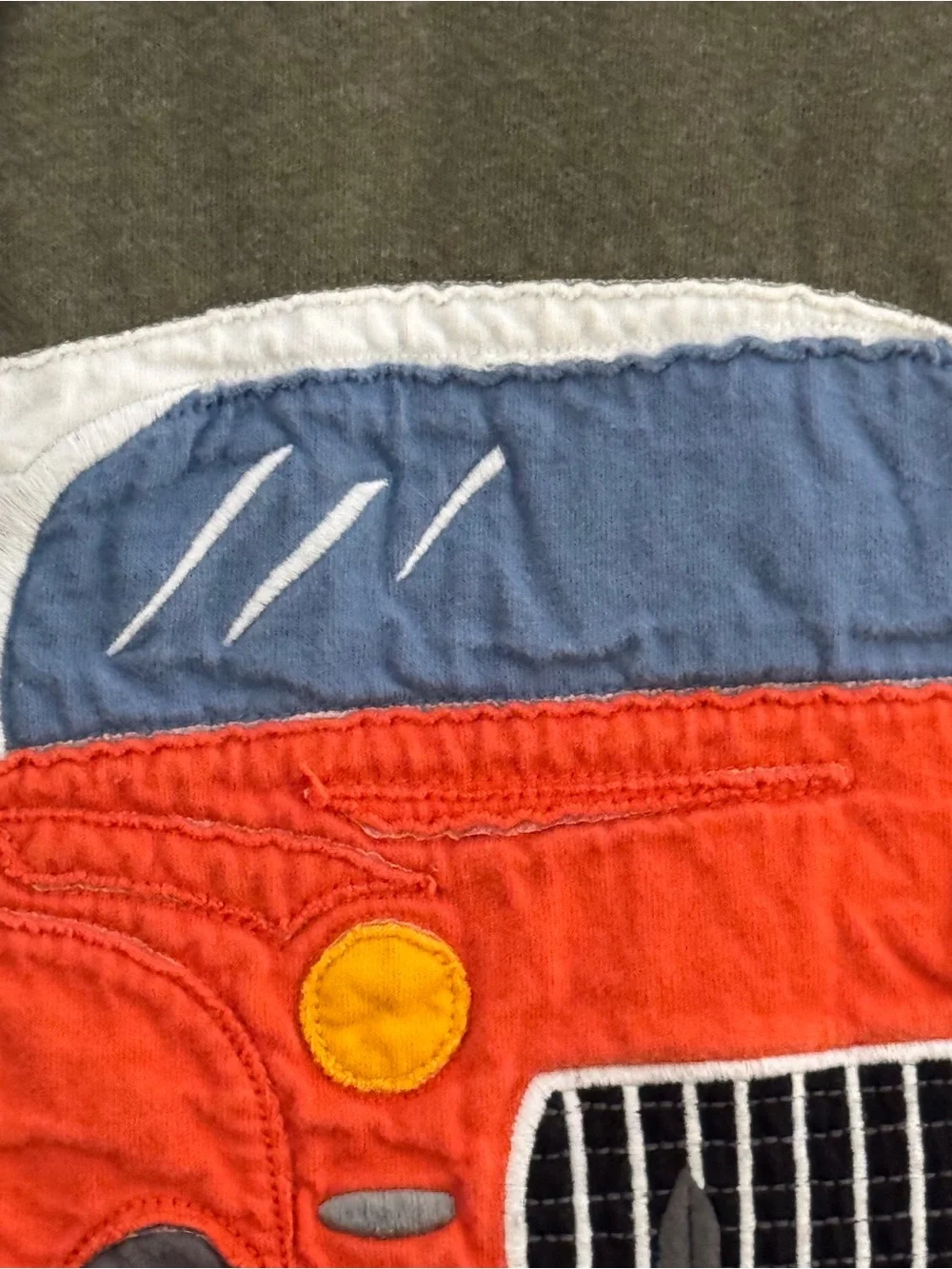 Gymboree Boy Short Sleeve Tee with Red Car Appliqué